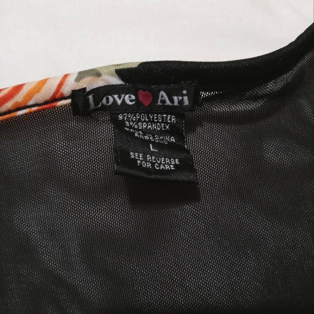Love Ari Dress - Picture 4 of 4